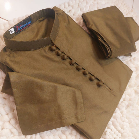 Golden Brown Loops with Kurta Trouser
