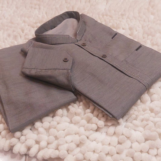 SMOKE Threadwork Embroidered Kurta And Trouser