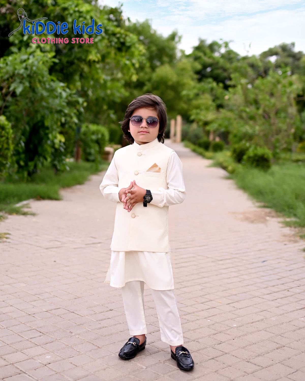 Offwhite Textured Waistcoat with Kurta Trouser