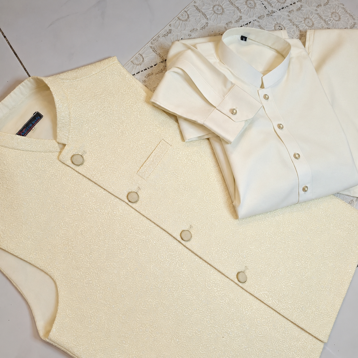 OFFWHITE MEN KURTA TROUSER SET WITH WAISTCOAT